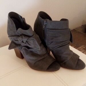 New Stylish Gray Women's Ankle Boot